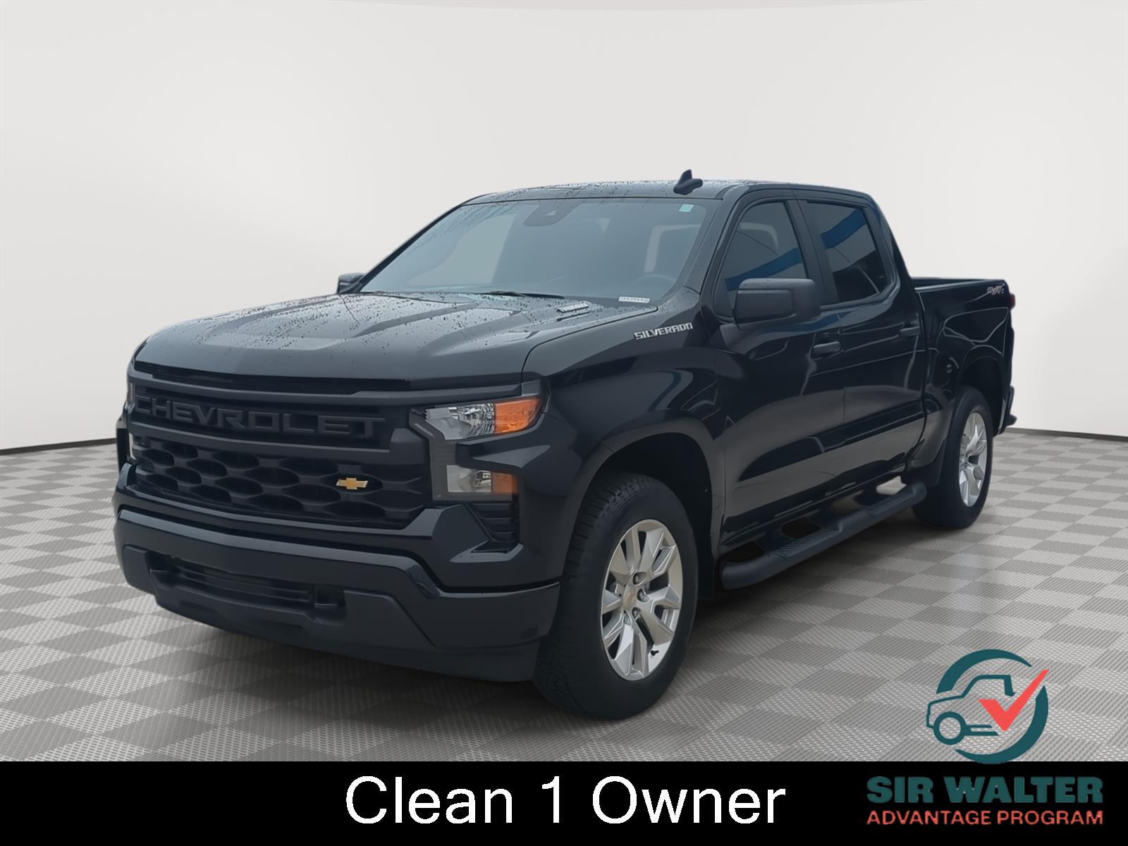 2025 Chevrolet Silverado 1500 Custom - Black exterior view 1