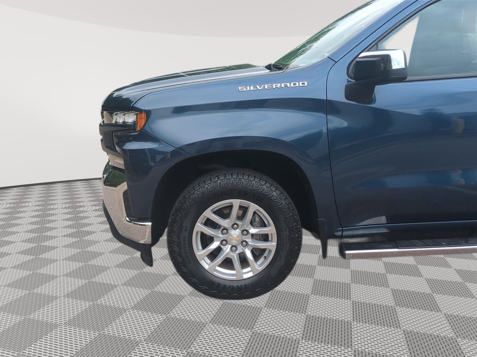 2019 Chevrolet Silverado 1500 LT - Northsky Blue Metallic exterior view 15