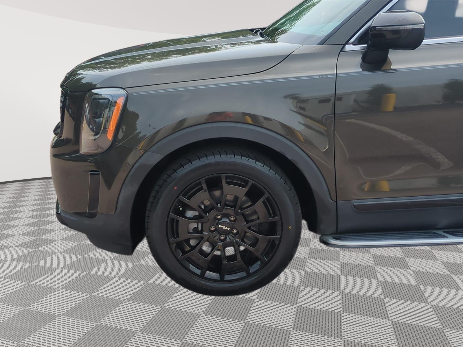 2022 Kia Telluride EX - Dark Moss exterior view 15