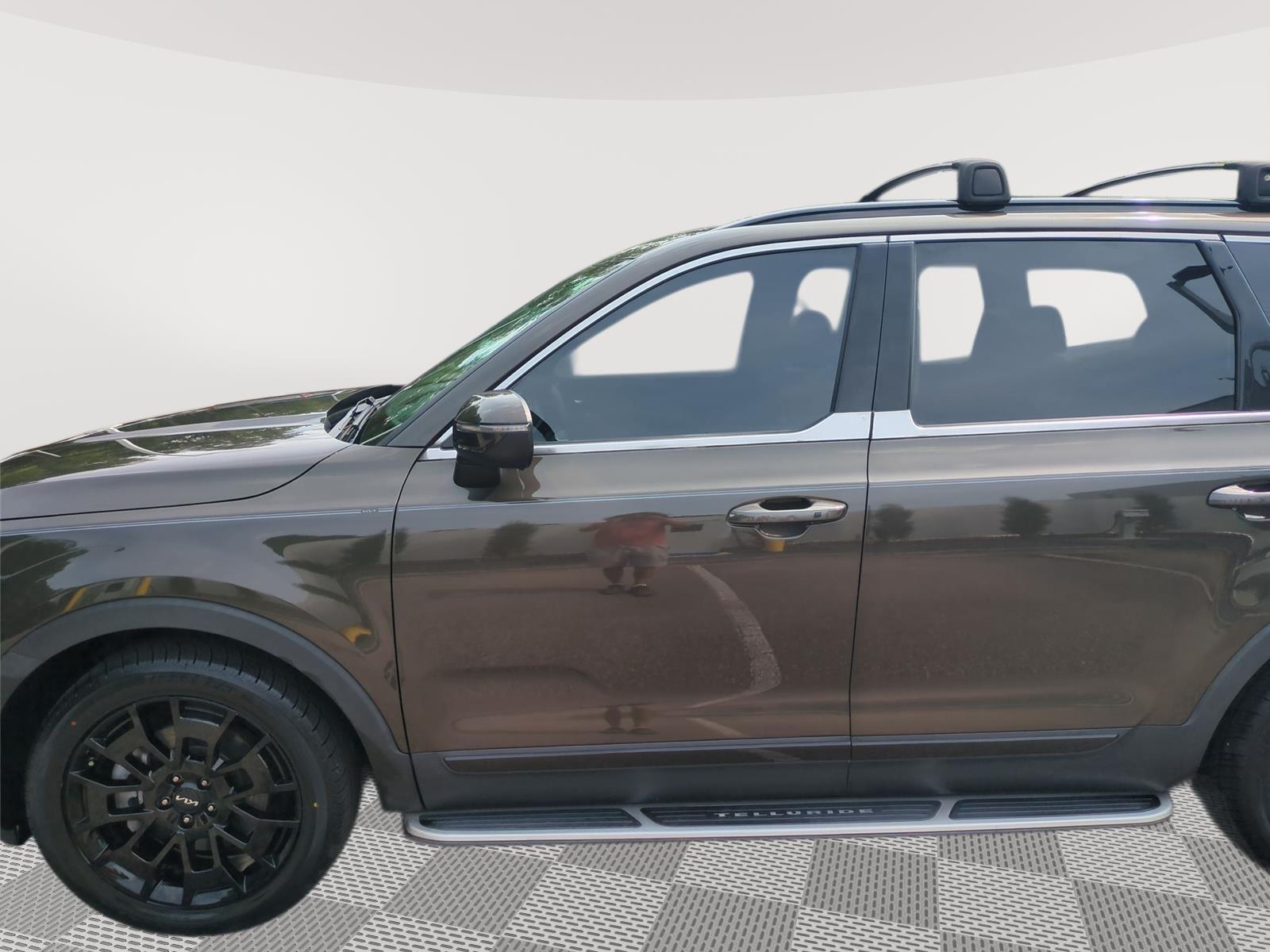 2022 Kia Telluride EX - Dark Moss exterior view 17