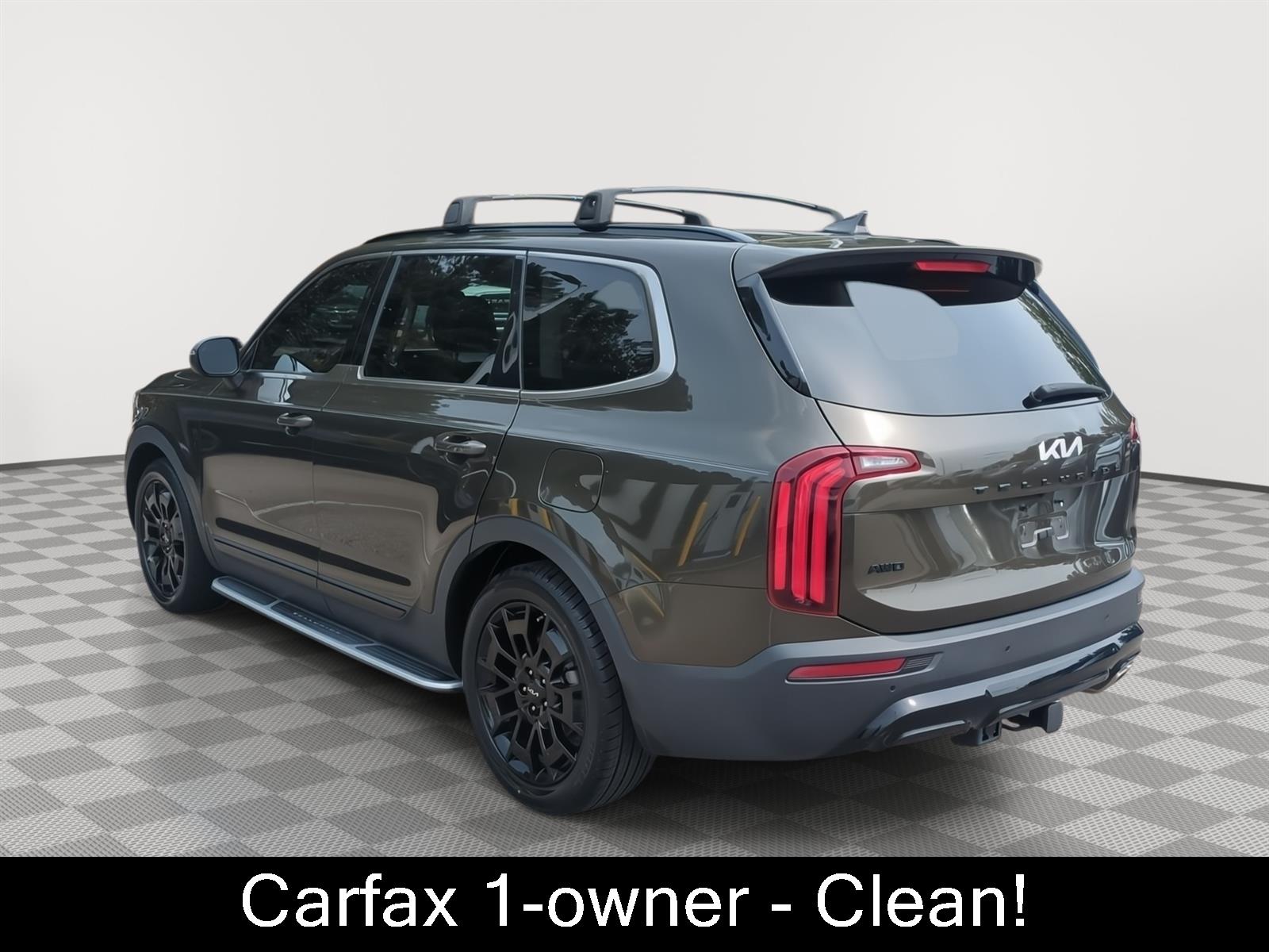 2022 Kia Telluride EX - Dark Moss exterior view 2