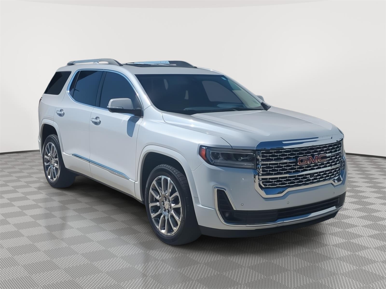 2022 GMC Acadia Denali - White Frost Tricoat exterior view 7