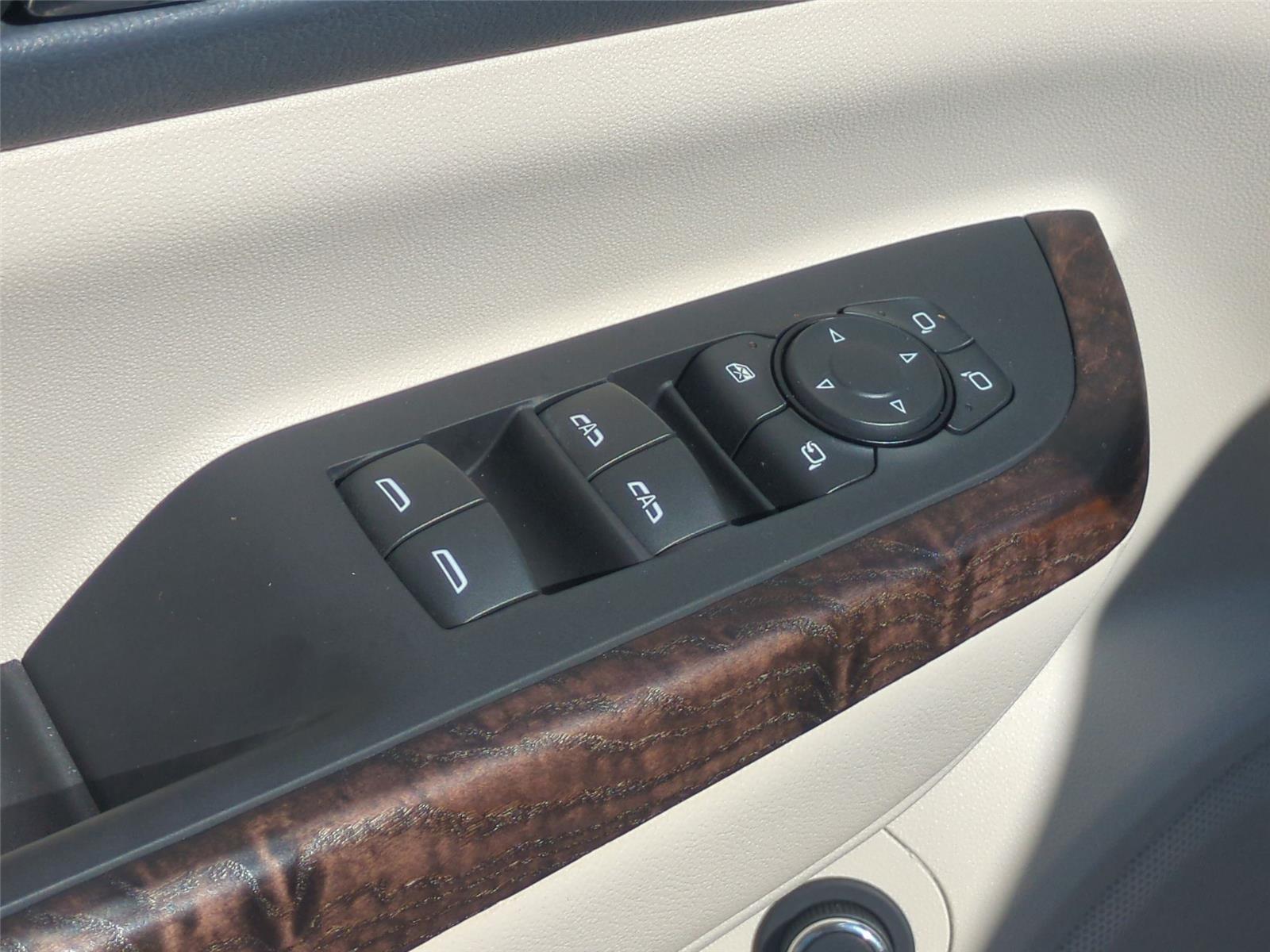2022 GMC Acadia Denali - White Frost Tricoat exterior view 13