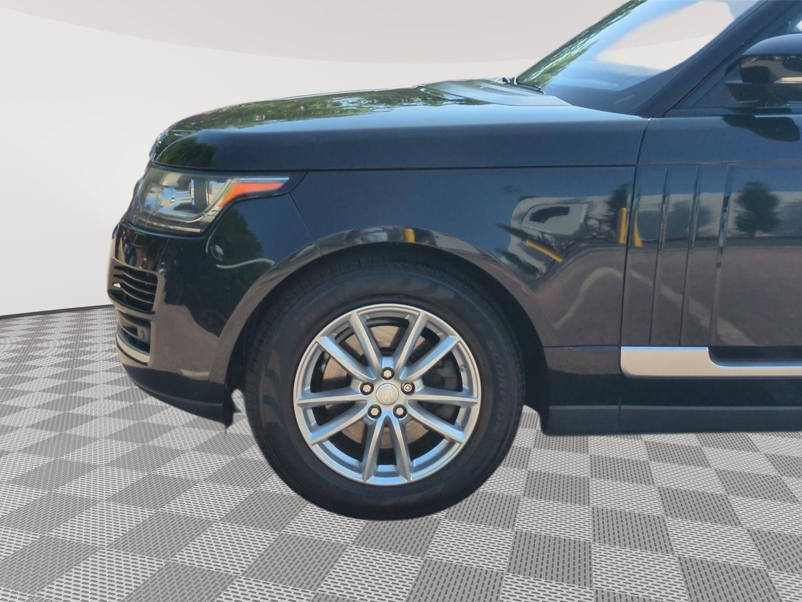 2016 Land Rover Range Rover Diesel - Santorini Black exterior view 16