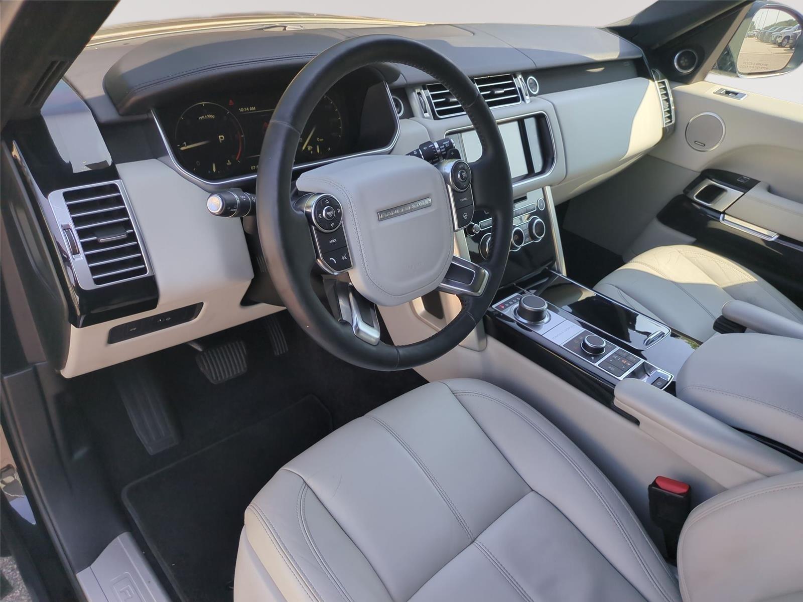 2016 Land Rover Range Rover Diesel - Santorini Black exterior view 3