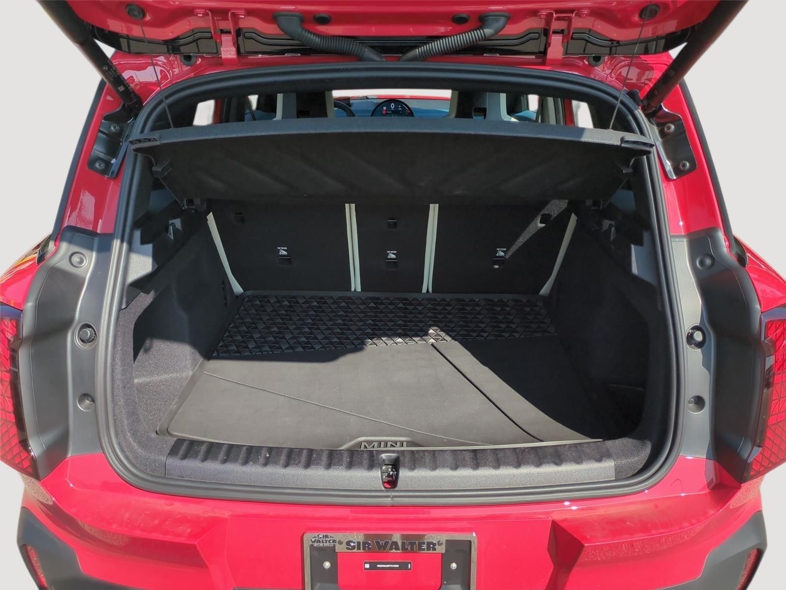 2026 MINI Countryman S ALL 4 - Chili Red II exterior view 7