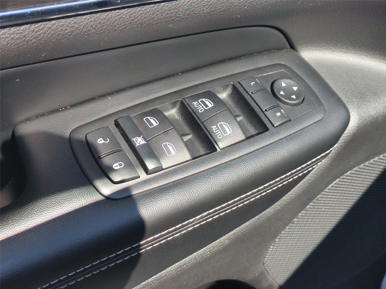 2015 Jeep Grand Cherokee Limited - Granite Crystal Metallic Clearcoat exterior view 14