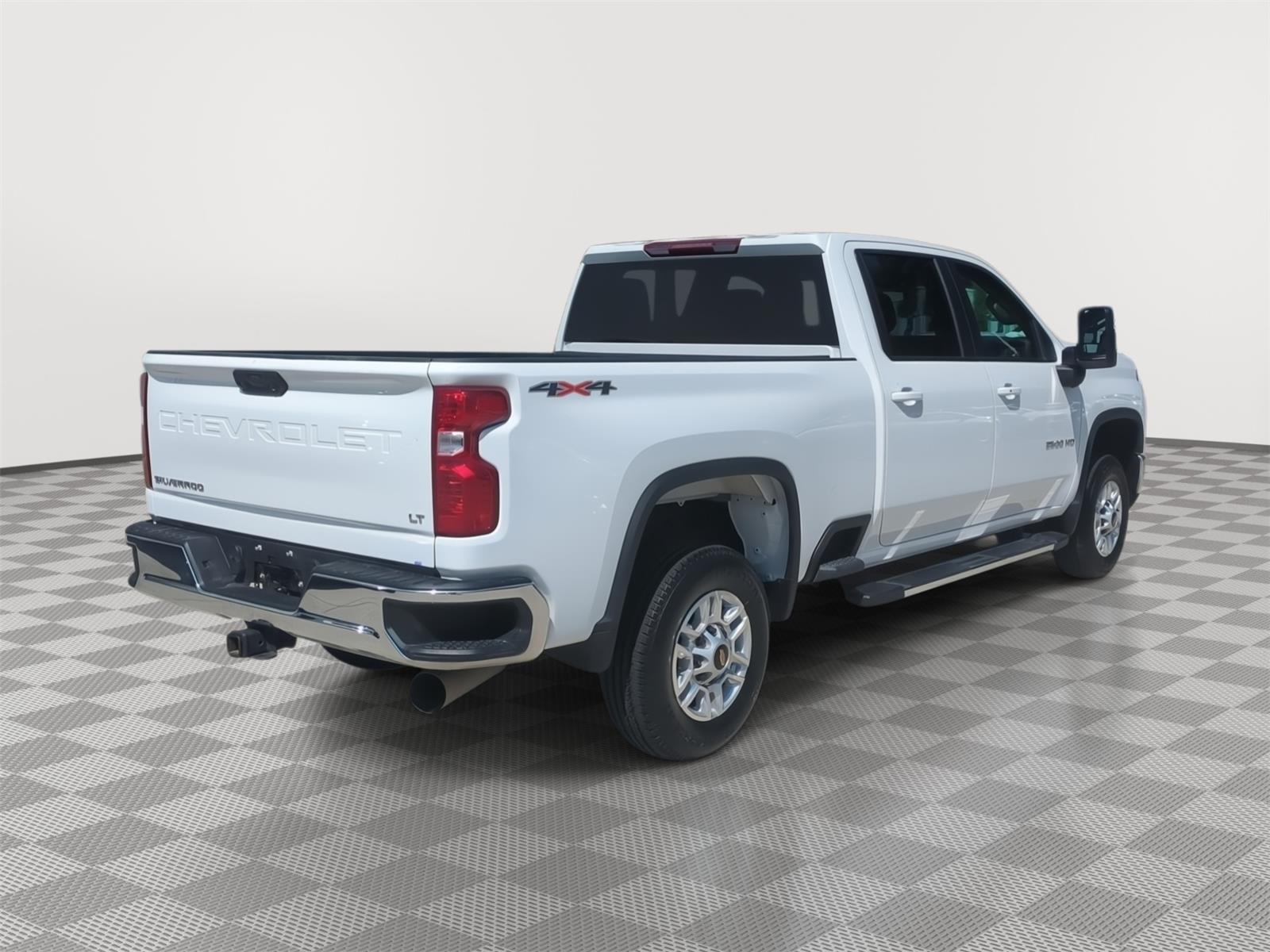 2025 Chevrolet Silverado 2500HD LT - Summit White exterior view 6