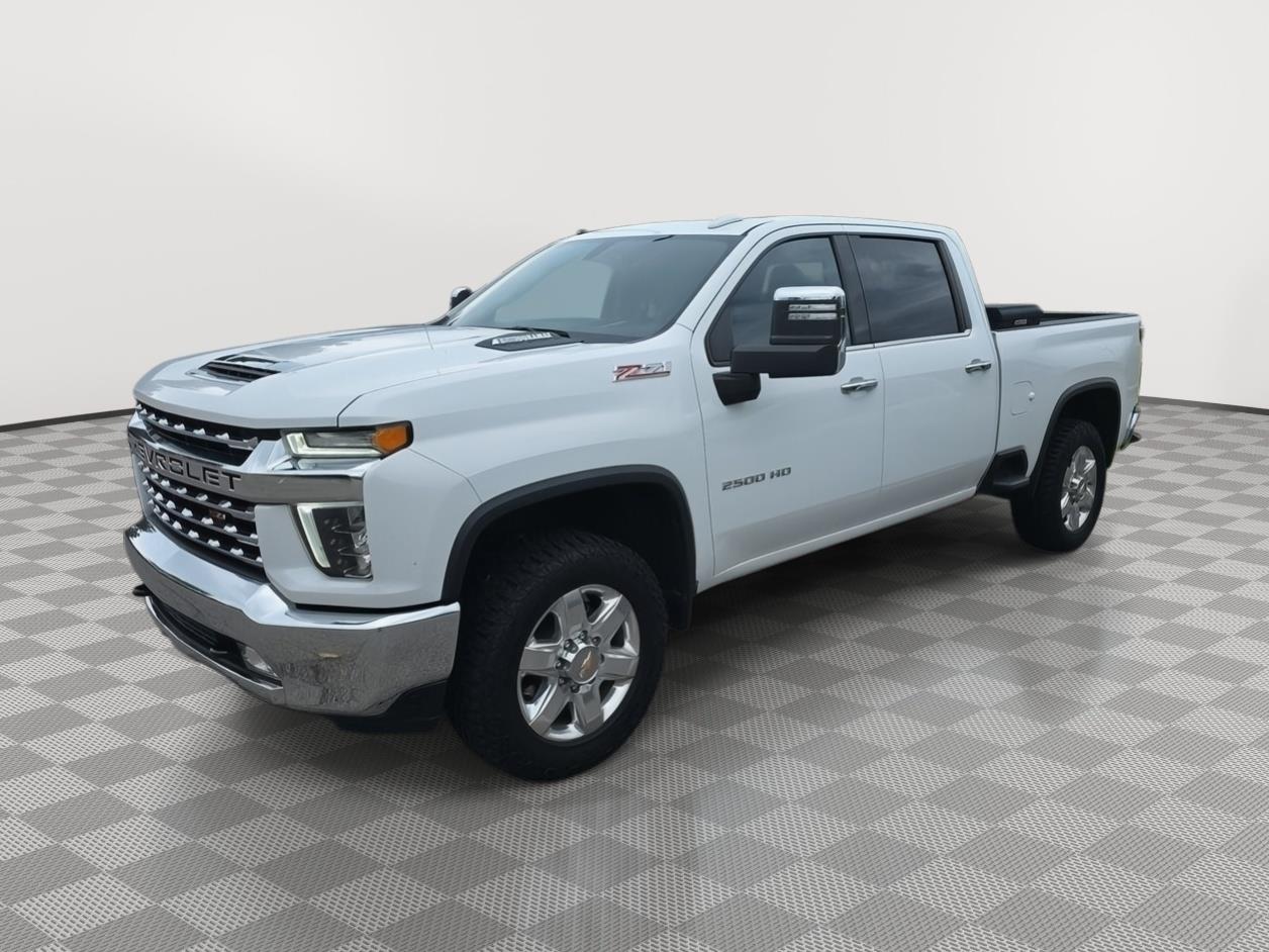 Summit White 2022 Chevrolet Silverado 2500HD Pickup Truck Four-Wheel Drive Automatic