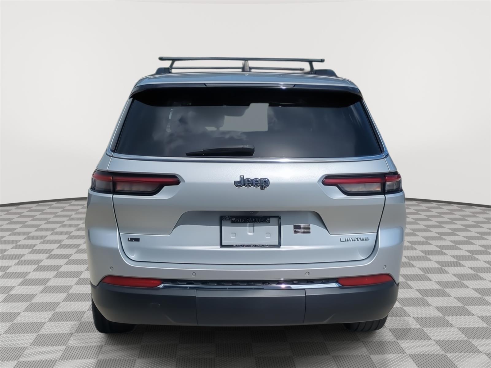 2021 Jeep Grand Cherokee L Limited - Silver Zynith exterior view 10