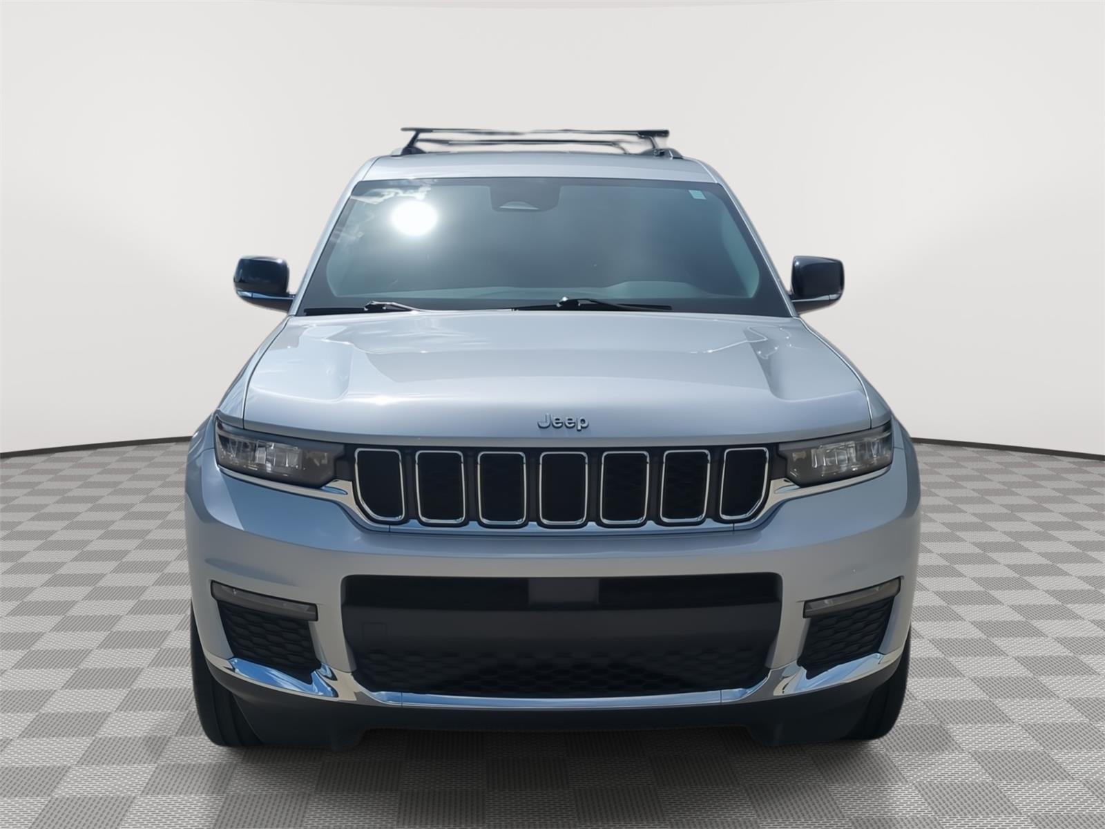 2021 Jeep Grand Cherokee L Limited - Silver Zynith exterior view 14