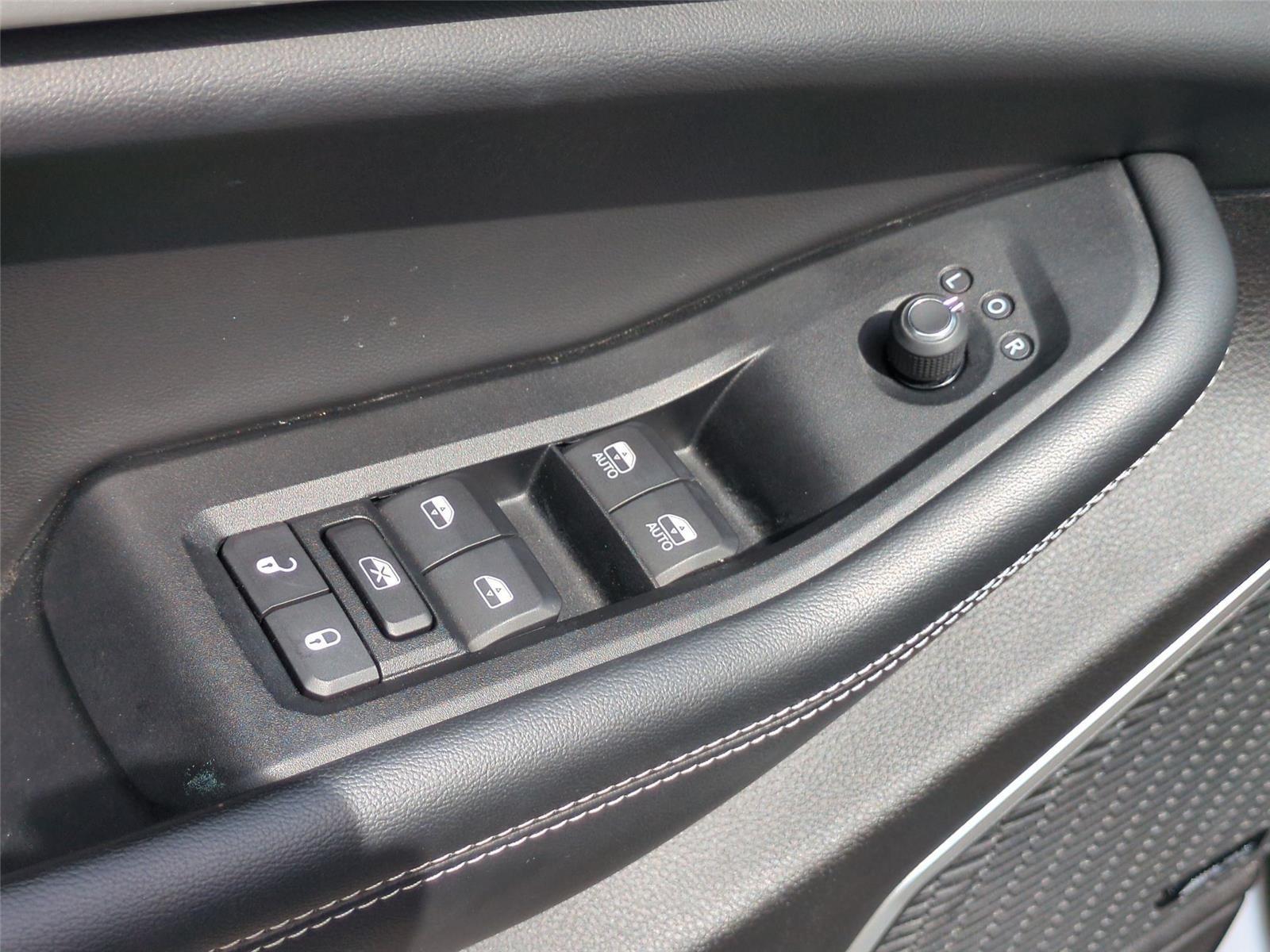 2021 Jeep Grand Cherokee L Limited - Silver Zynith exterior view 19