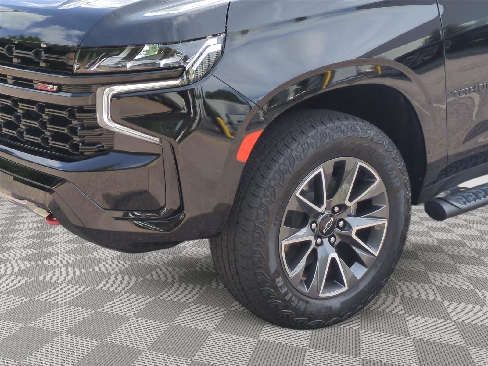 2024 Chevrolet Tahoe Z71 - Black exterior view 16