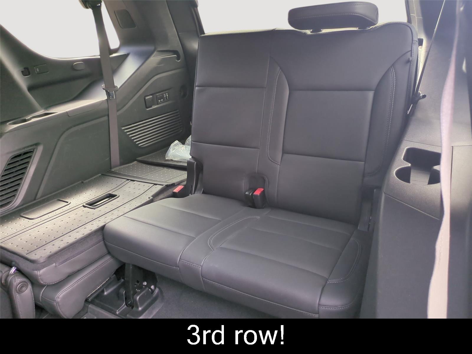 2024 Chevrolet Tahoe Z71 - Black exterior view 6
