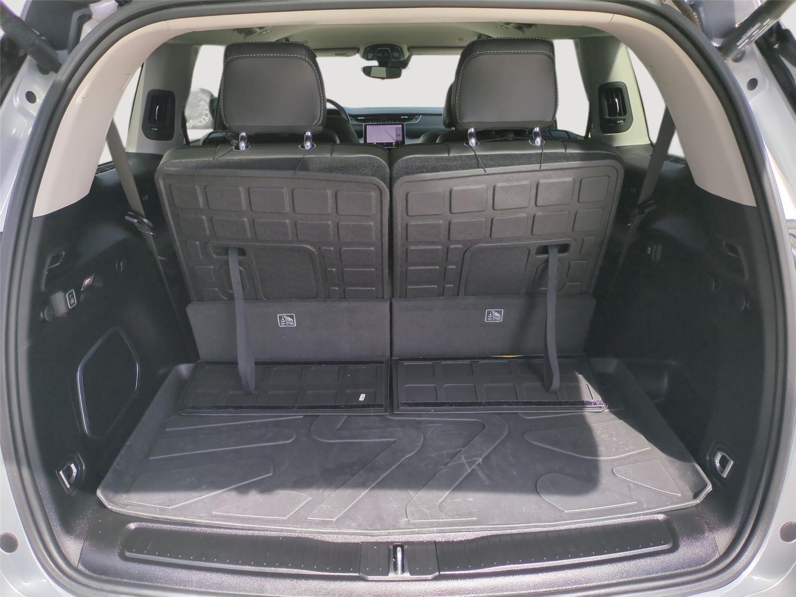 2021 Jeep Grand Cherokee L Limited - Silver Zynith exterior view 7