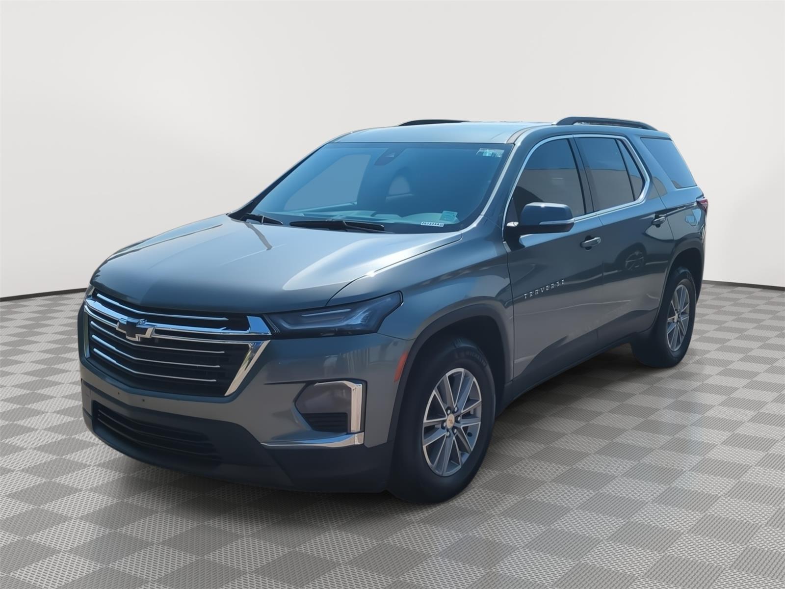 Silver Sage Metallic 2023 Chevrolet Traverse SUV / Crossover Front-Wheel Drive 9-Speed Automatic