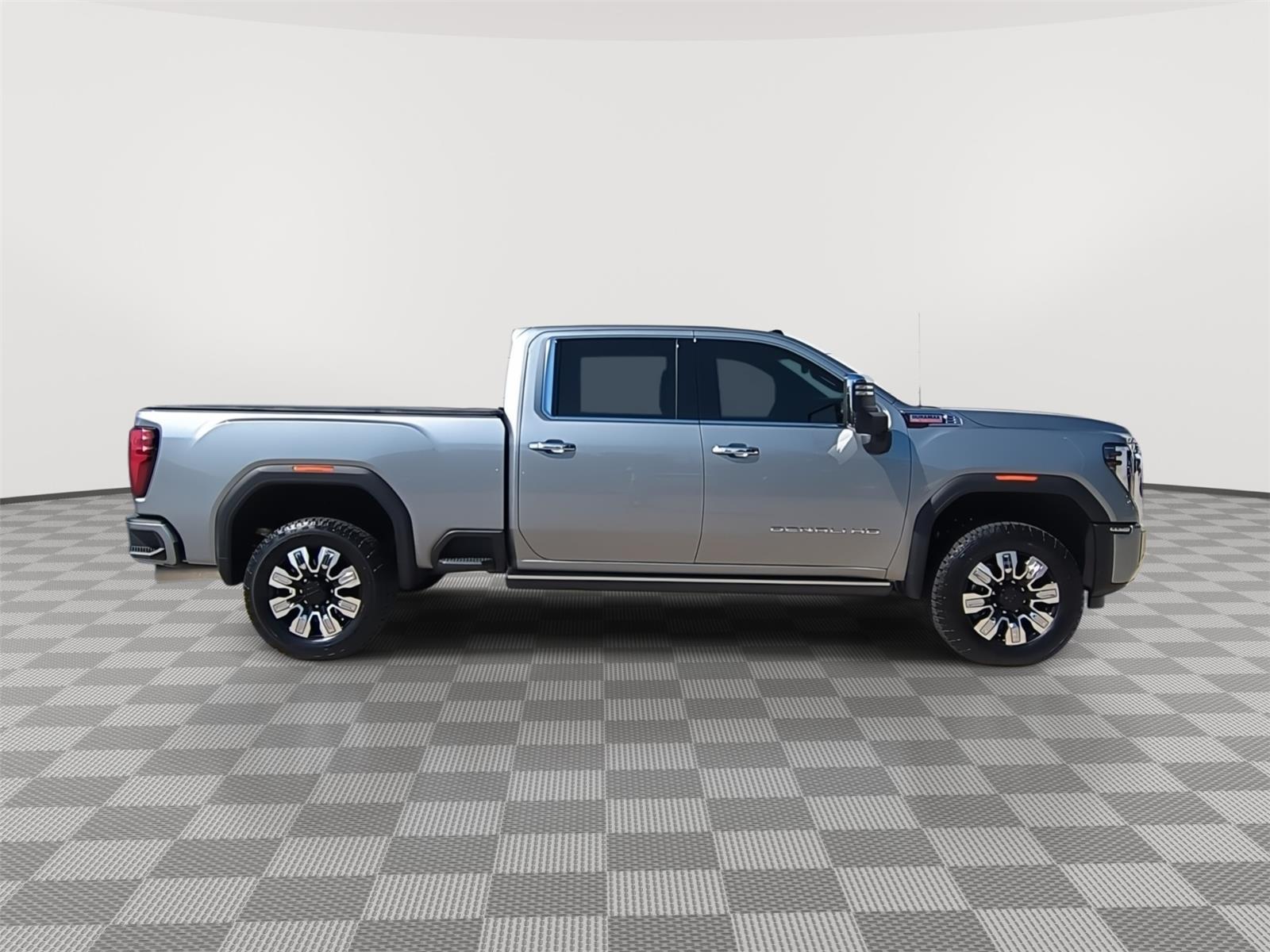 2026 GMC Sierra 2500HD Denali - Sterling Metallic exterior view 7
