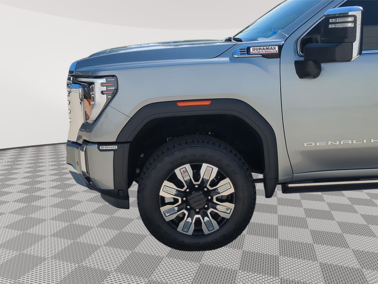 2026 GMC Sierra 2500HD Denali - Sterling Metallic exterior view 11