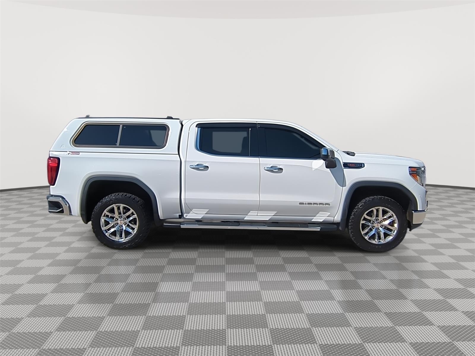 2020 GMC Sierra 1500 SLT - Summit White exterior view 10