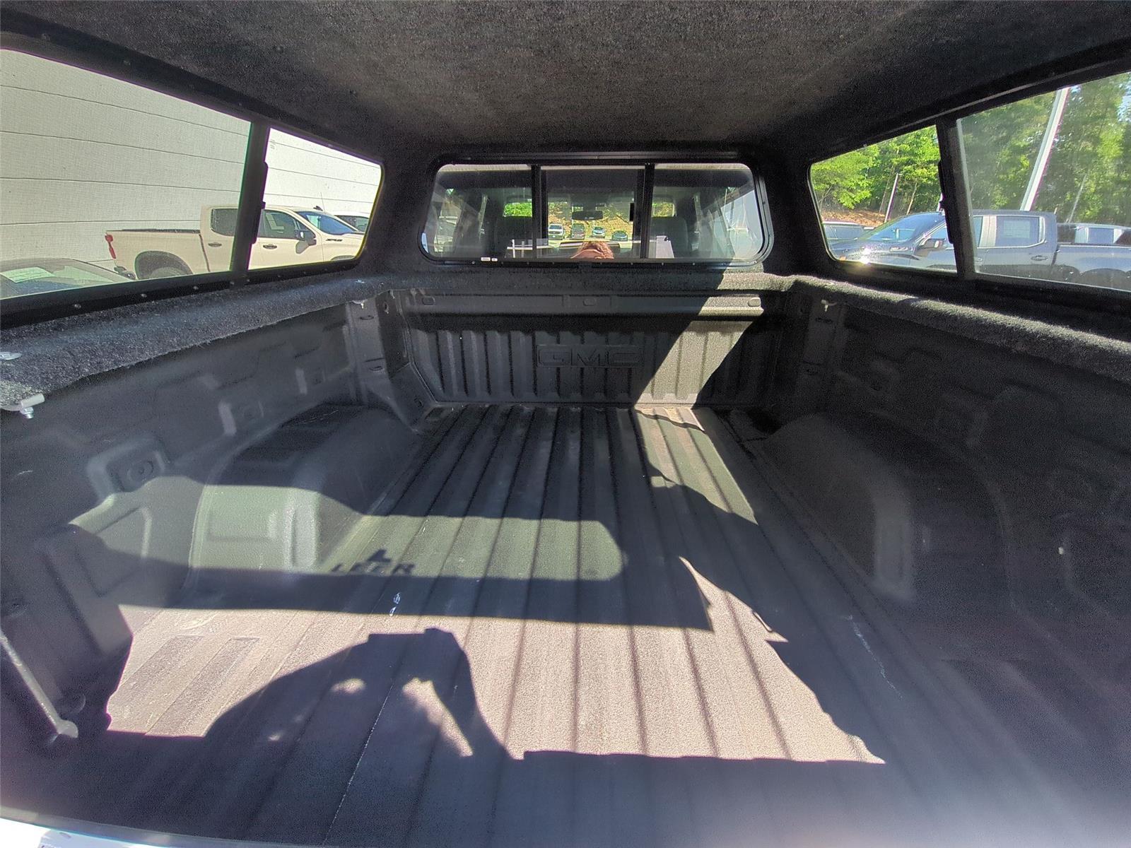 2020 GMC Sierra 1500 SLT - Summit White exterior view 7