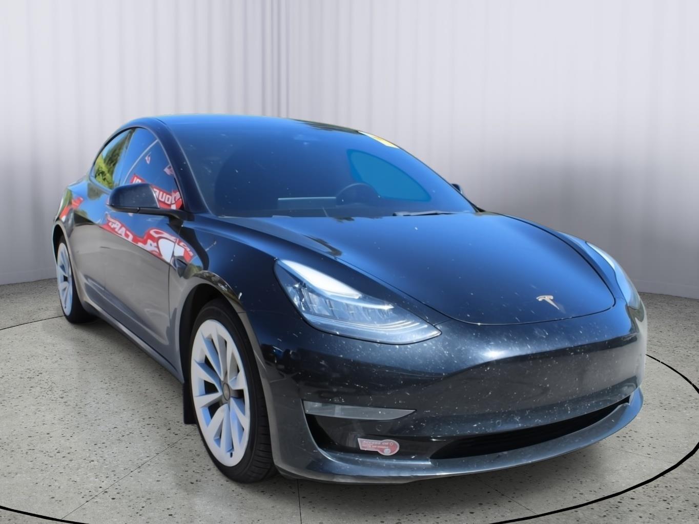 2022 Tesla Model 3 Long Range AWD