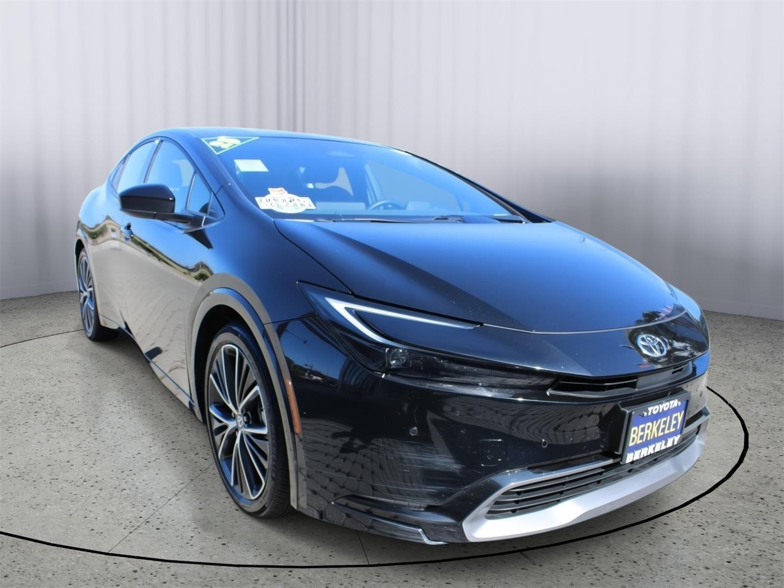 Midnight Black Metallic 2025 Toyota Prius Hatchback Front-Wheel Drive Continuously Variable Transmission