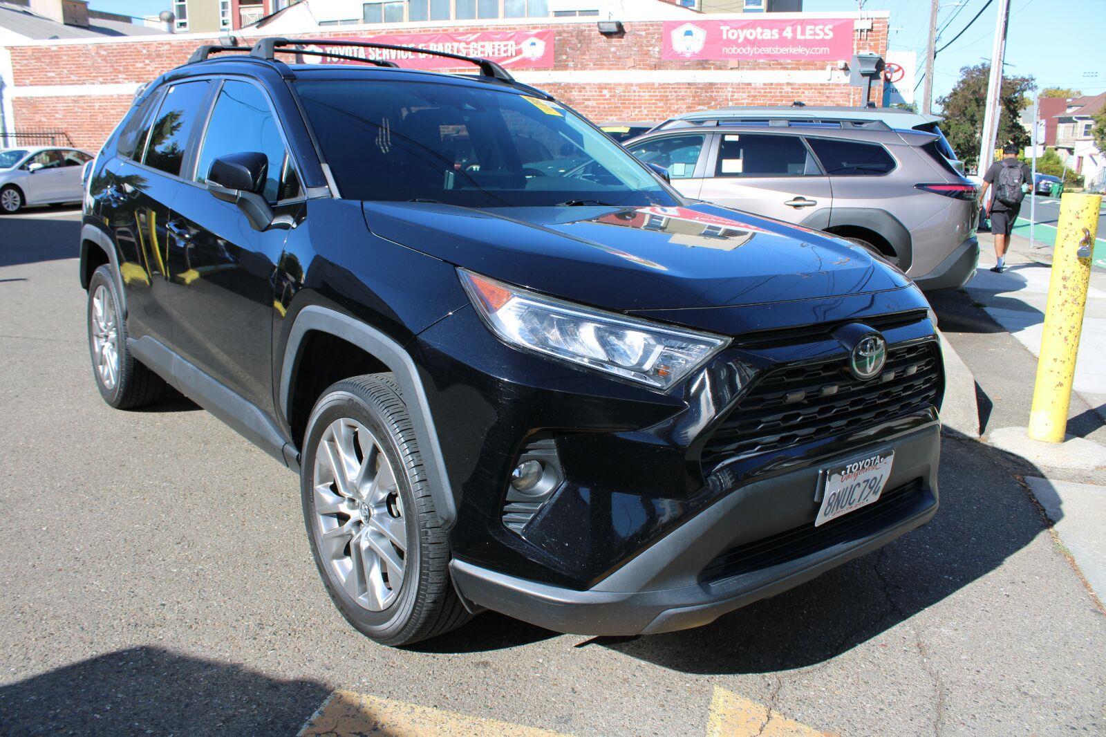 Midnight Black Metallic 2019 Toyota RAV4 SUV / Crossover All-Wheel Drive 8-Speed Automatic