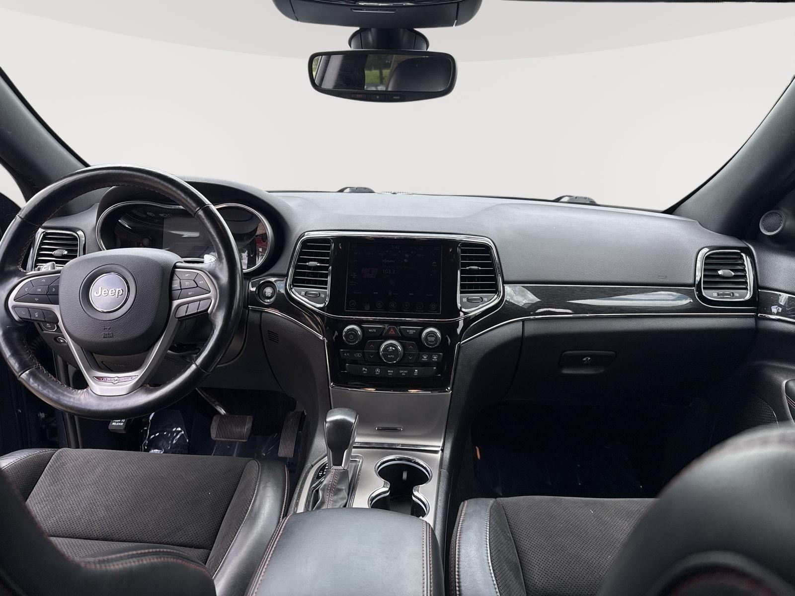 Used 2021 Slate Blue Pearlcoat Jeep Trailhawk image 29