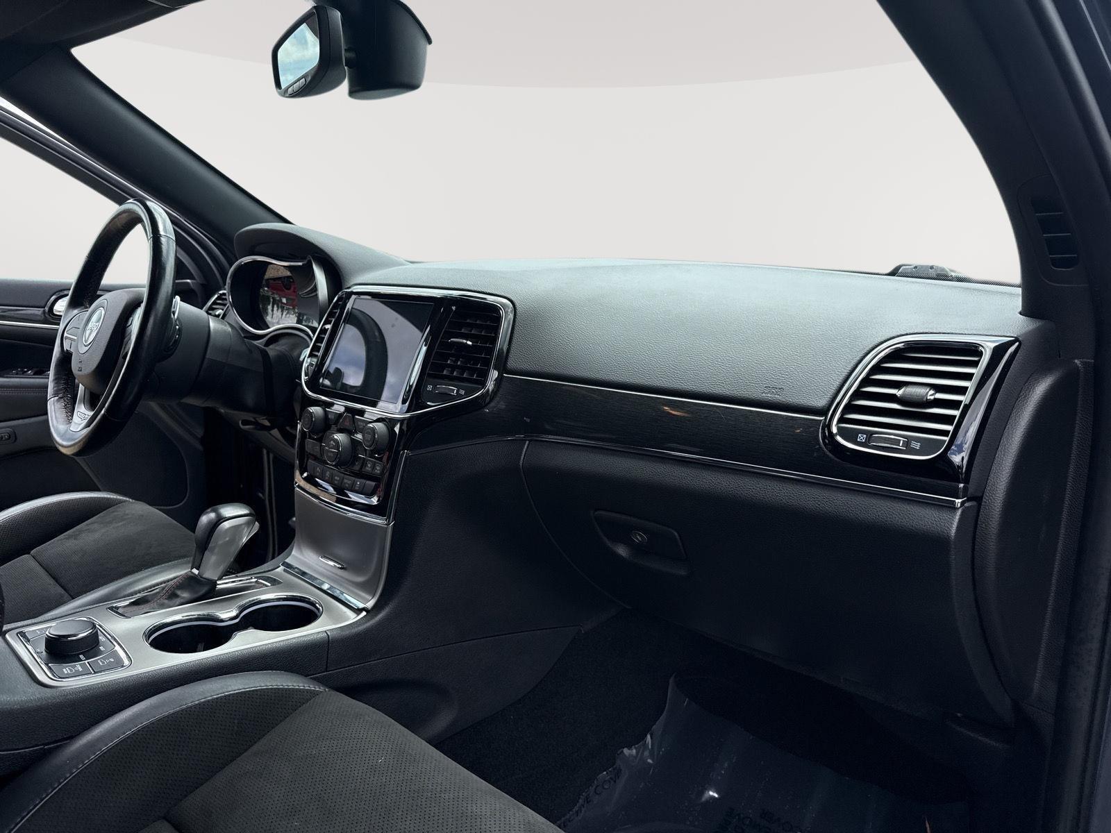 Used 2021 Slate Blue Pearlcoat Jeep Trailhawk image 31