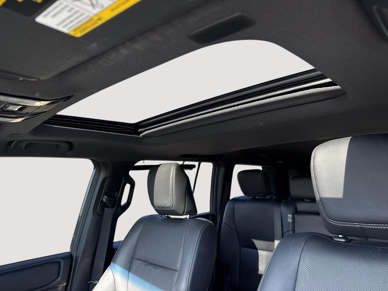 Used 2025 Underground Toyota Base image 4