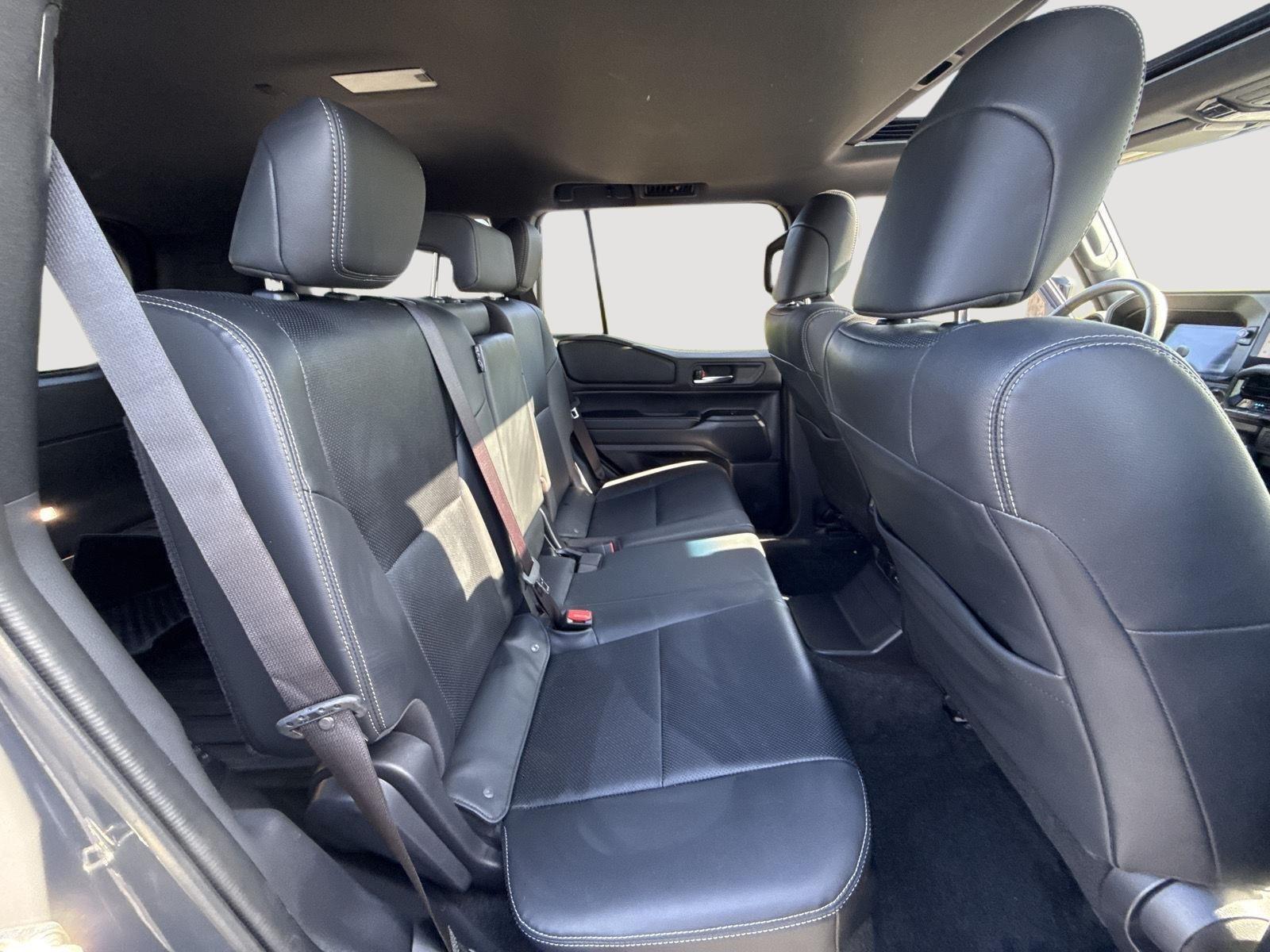 Used 2025 Underground Toyota Base image 5