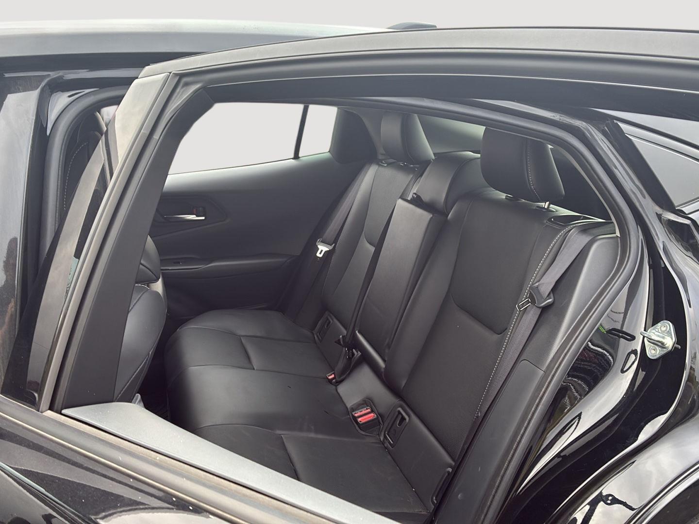 Used 2024 Midnight Black Metallic Toyota XLE image 4