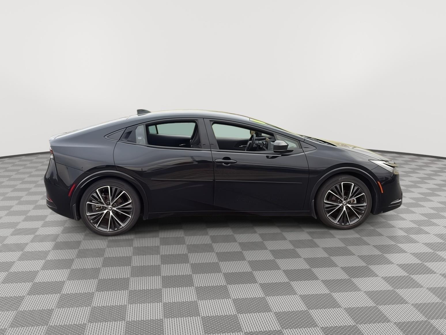 Used 2024 Midnight Black Metallic Toyota XLE image 9