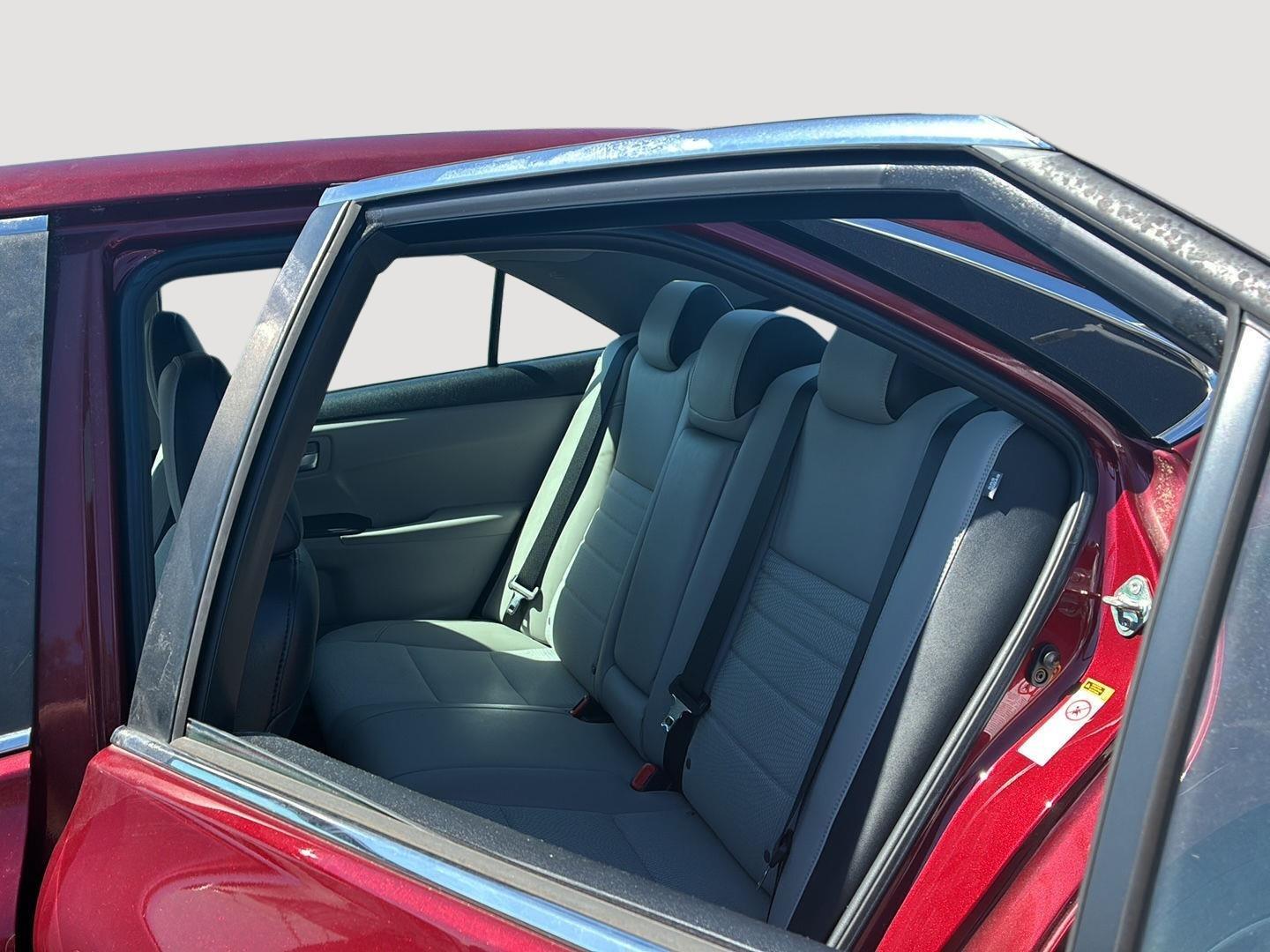 Used 2016 Ruby Flare Pearl Toyota XLE image 4