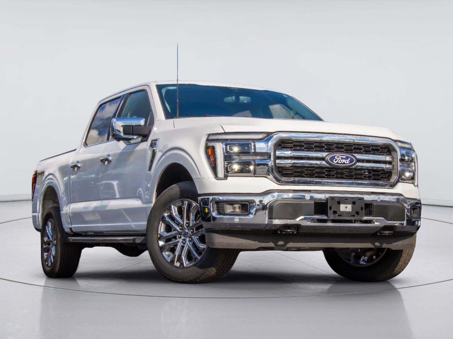 2025 Ford F-150 Lariat SuperCrew 4WD
