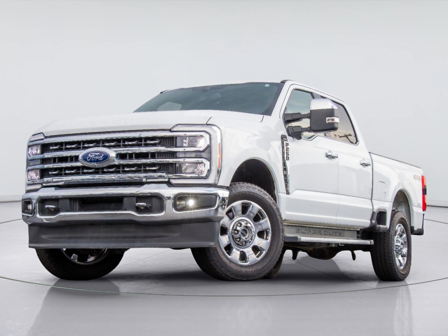  2023 Ford F-250 Super Duty Lariat Crew Cab 4WD   