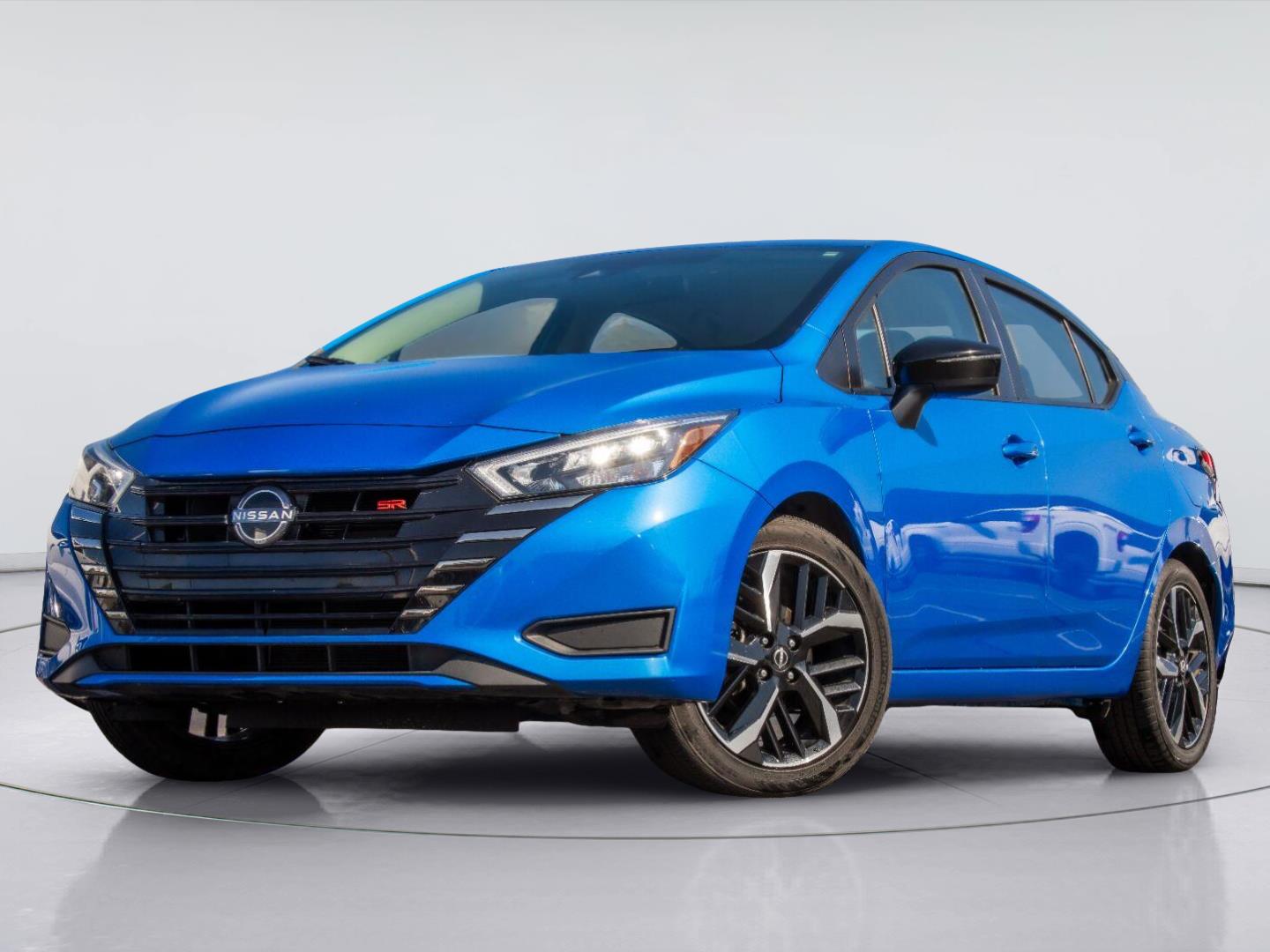  2024 Nissan Versa SR FWD   