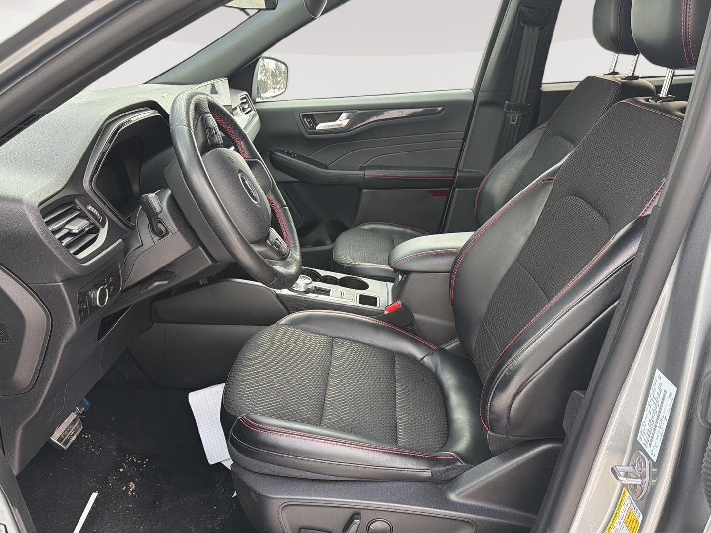 2024 Ford Escape ST-Line - 7