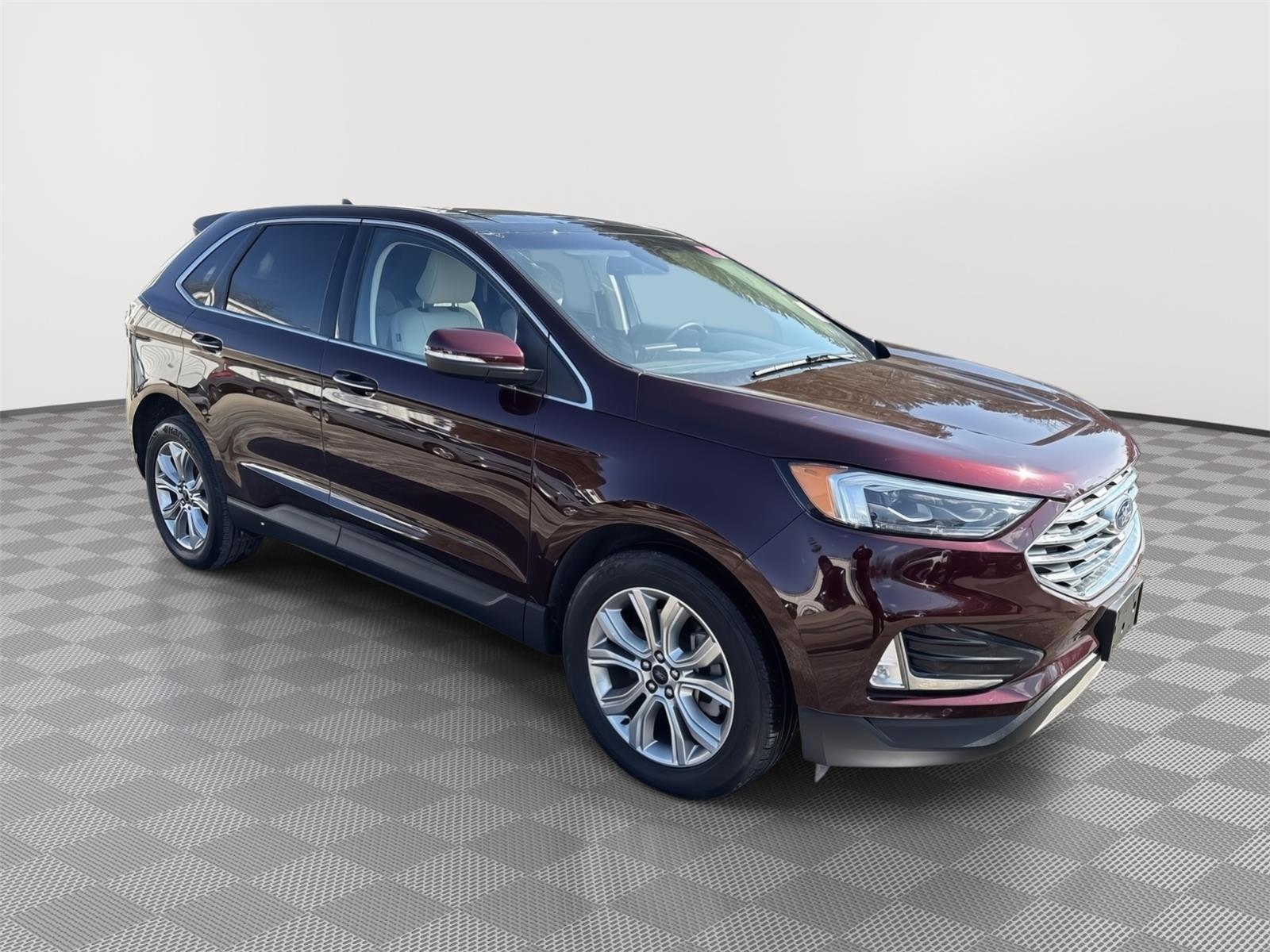 2024 Ford Edge Titanium - 3