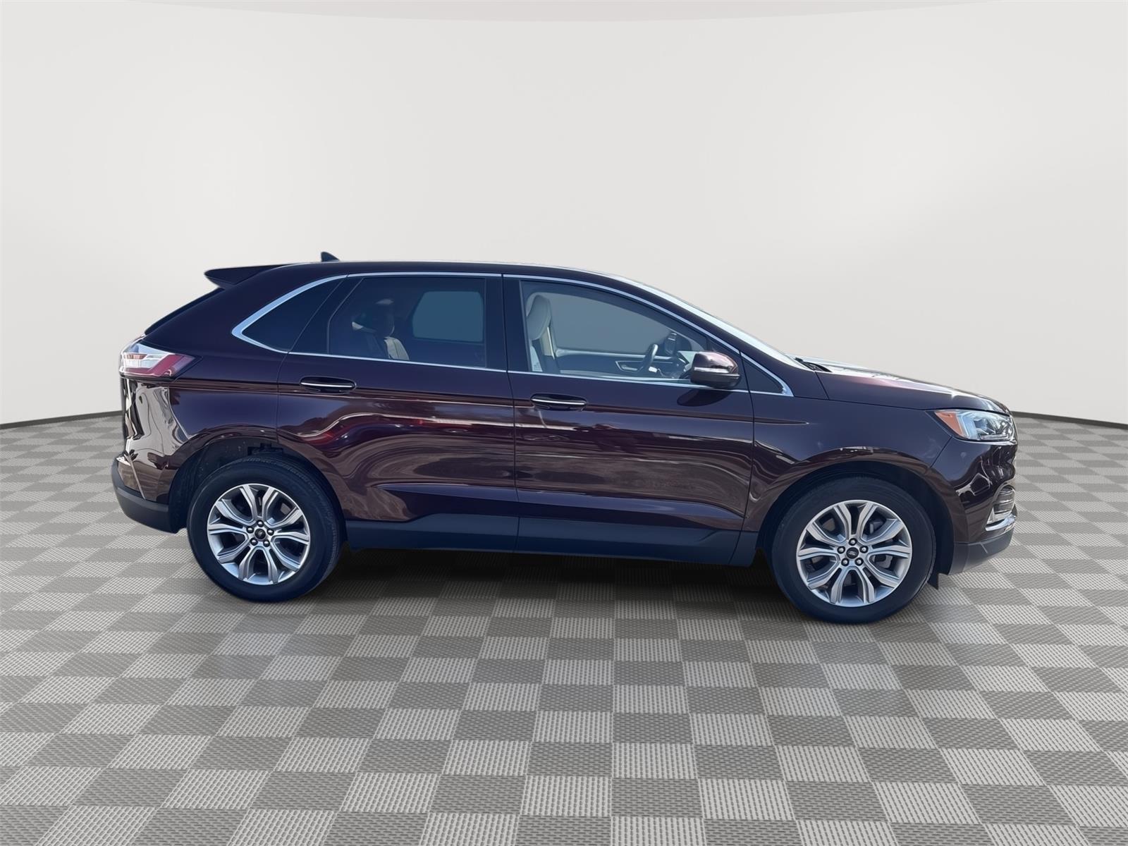 2024 Ford Edge Titanium - 5