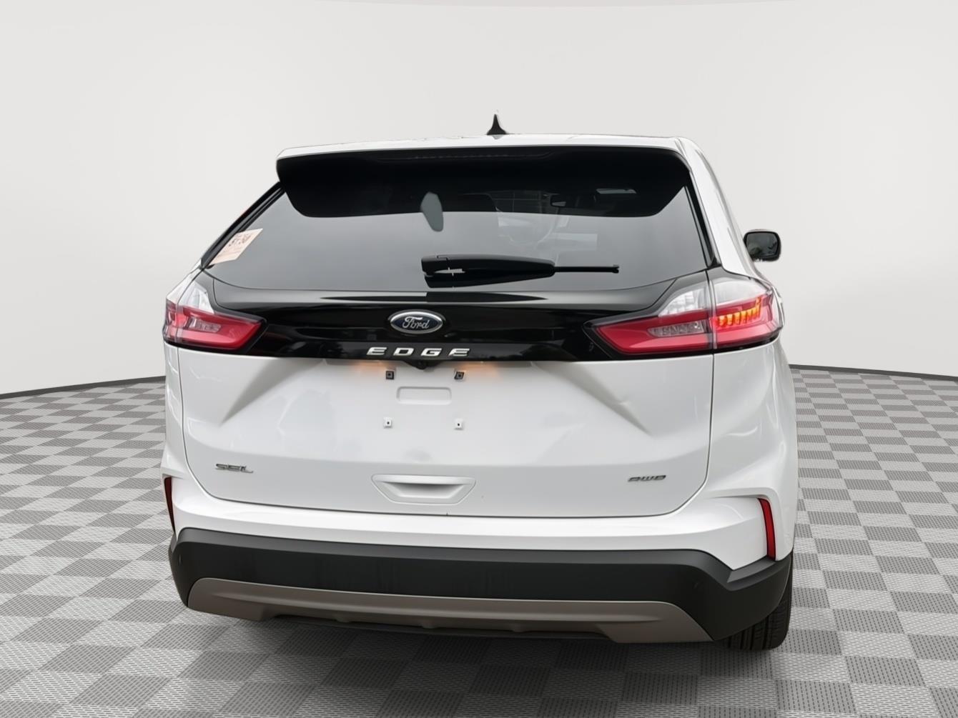 2022 Ford EDGE SEL Base - 6