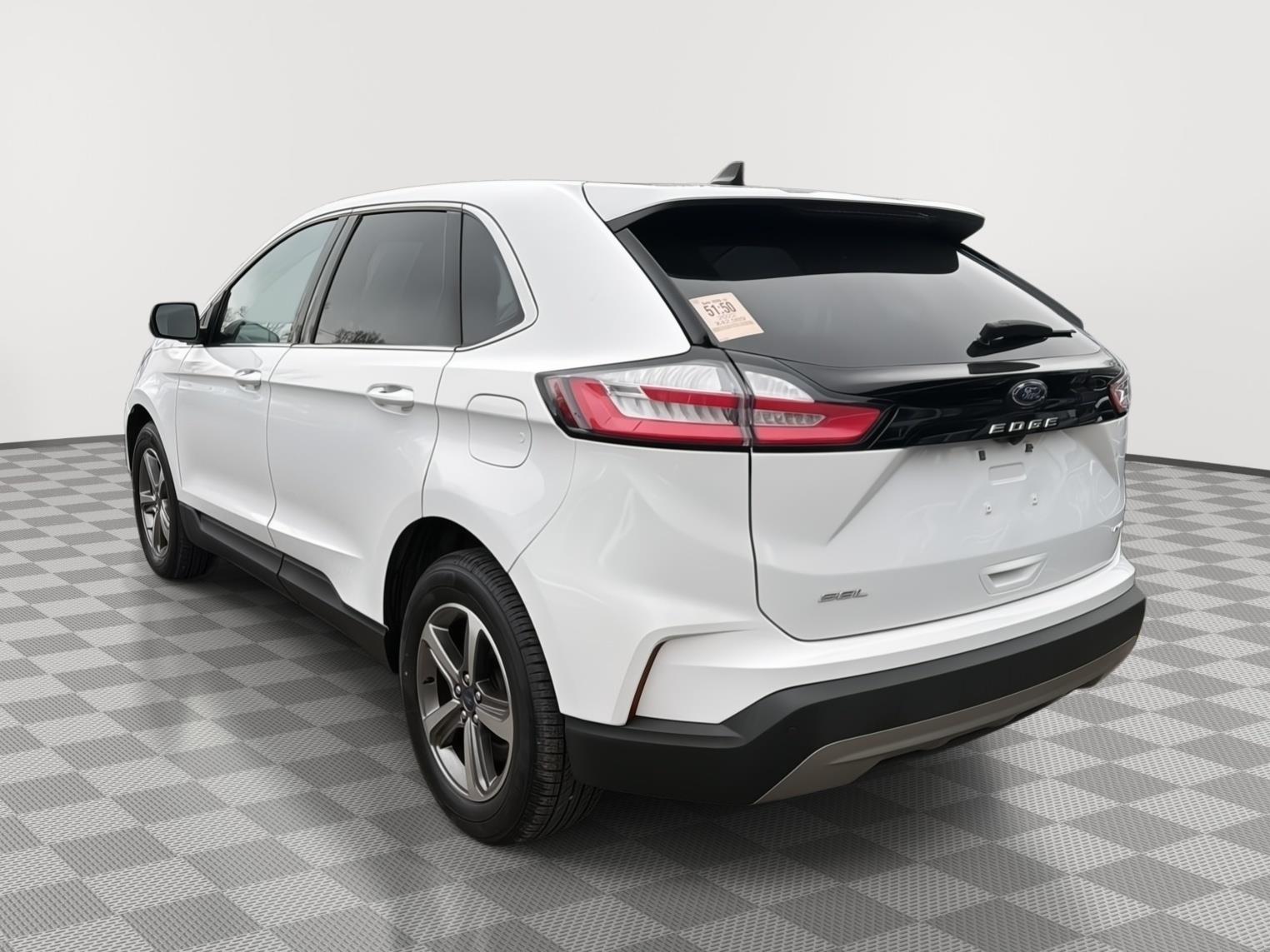 2022 Ford EDGE SEL Base - 8