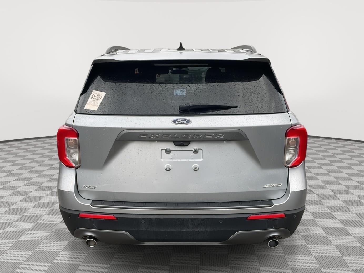 2023 Ford Explorer XLT - 3