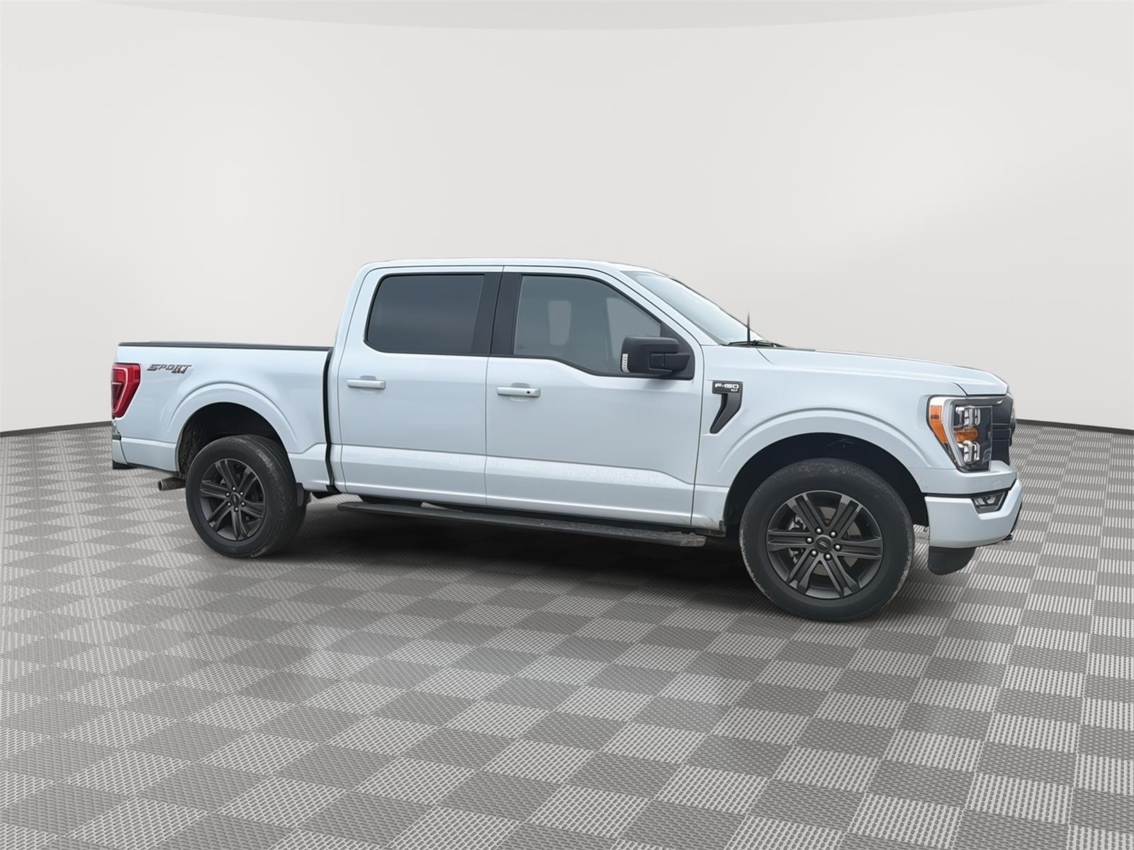2022 Ford F-150 XLT - 5