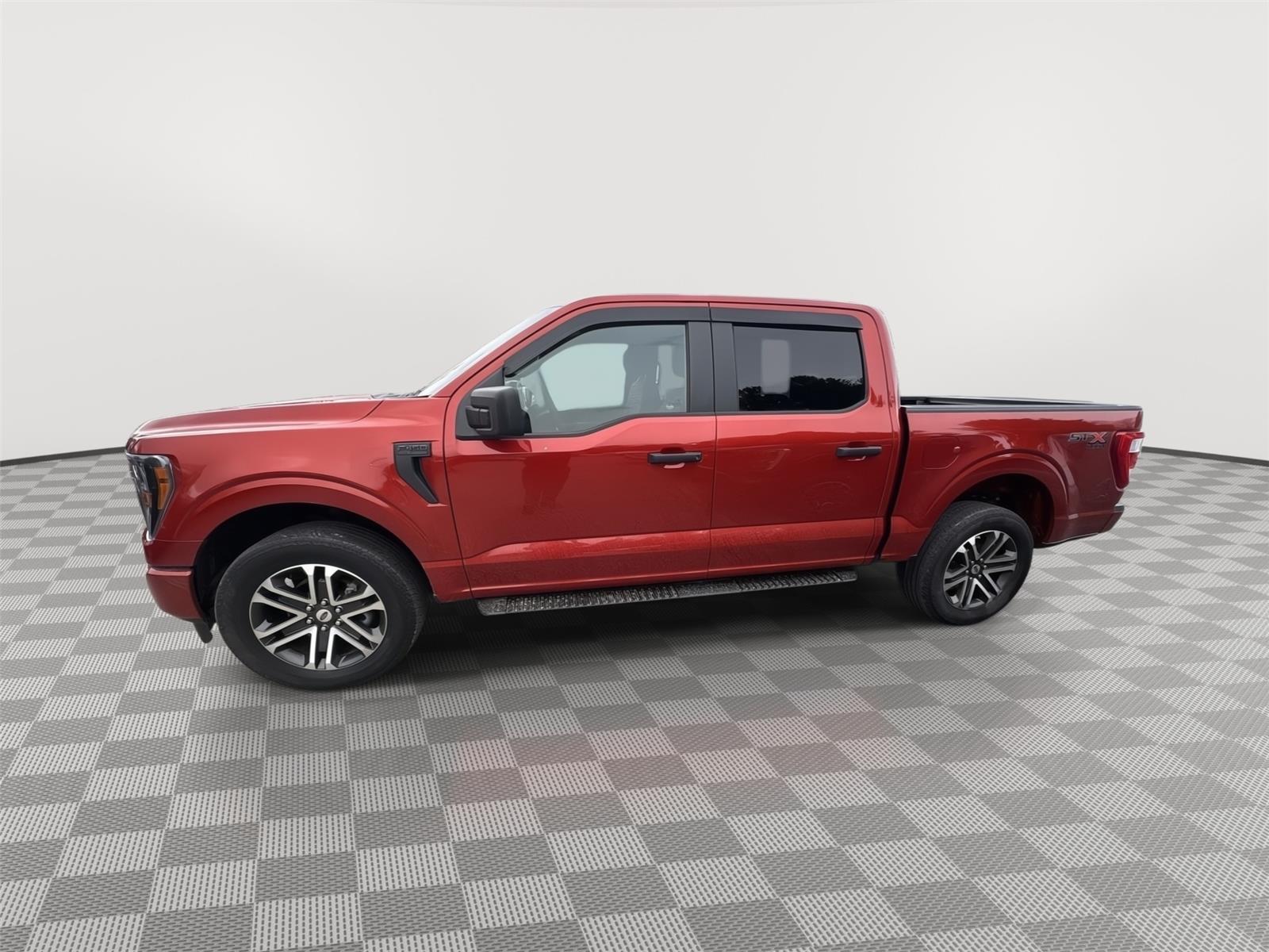 2023 Ford F-150 XL - 2