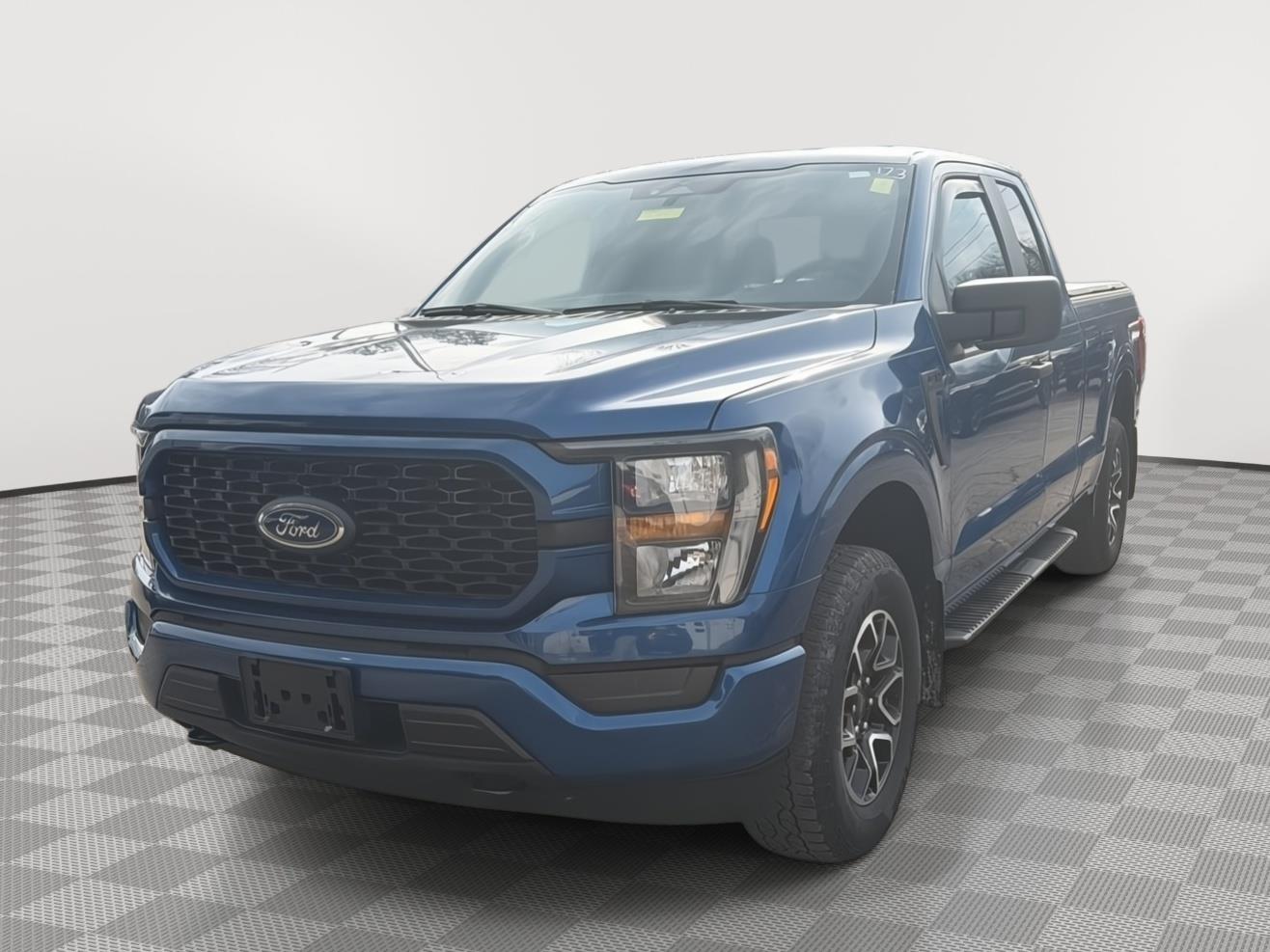 2023 Ford F-150 XL - 2