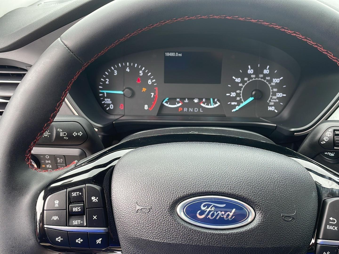 2022 Ford Escape SEL - 4