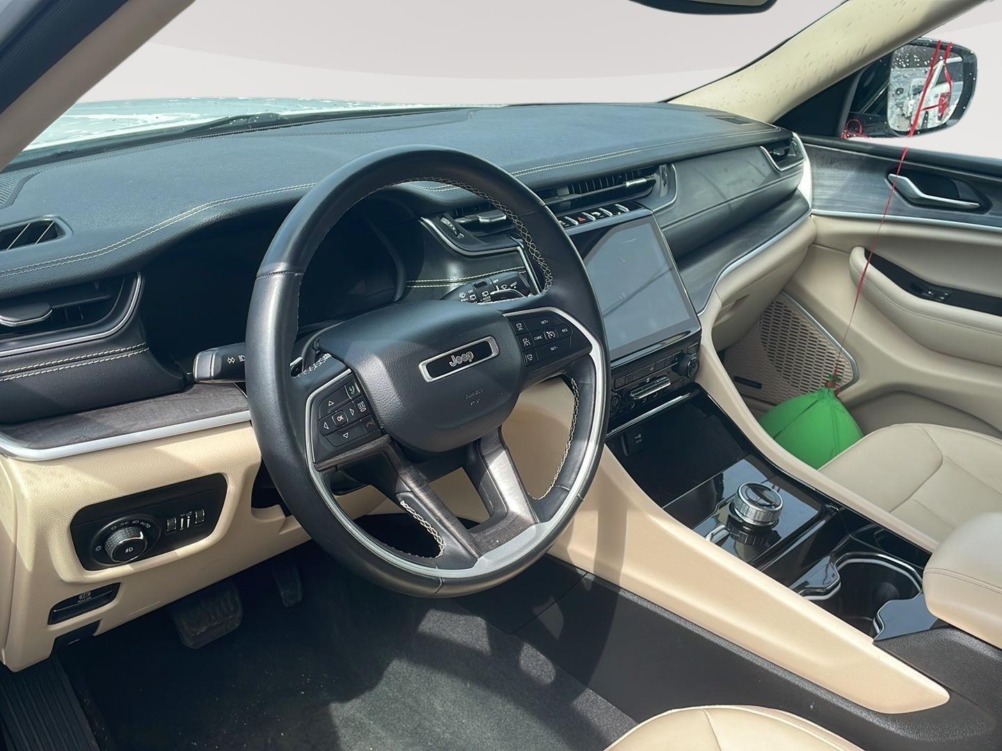 2021 Jeep Grand Cherokee L Limited - 3