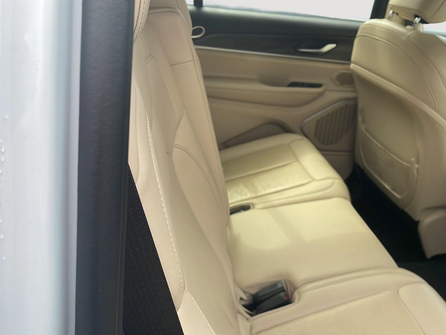 2021 Jeep Grand Cherokee L Limited - 11