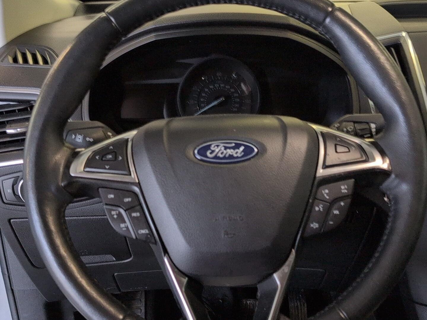 2024 Ford Edge Titanium - 10